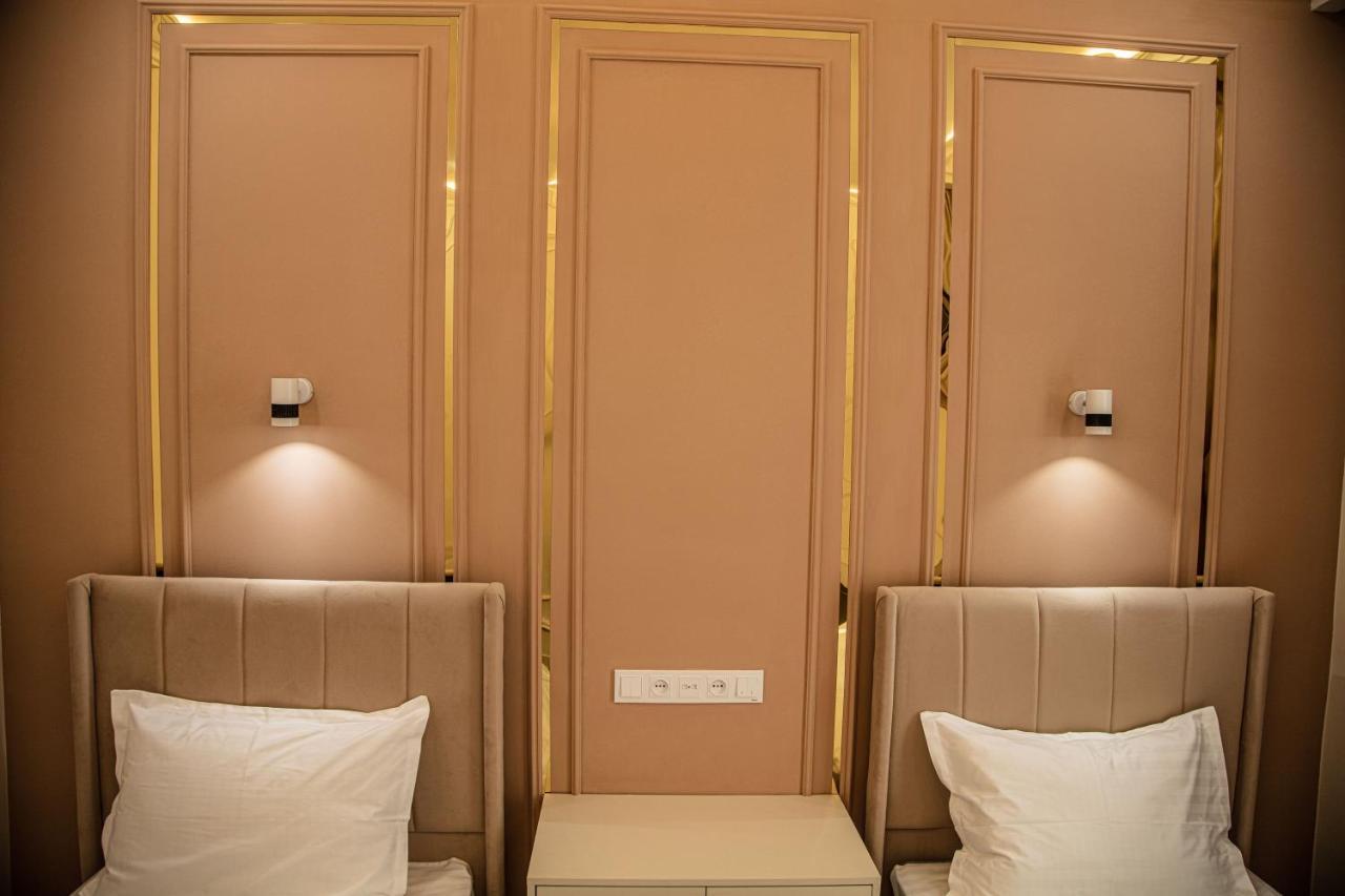 Lev Tolstoy Hotel Samarkand Exterior photo